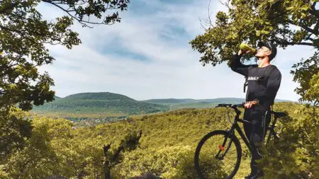Kerékpározás a hegyen - állóképességi sporthoz kiegészítők