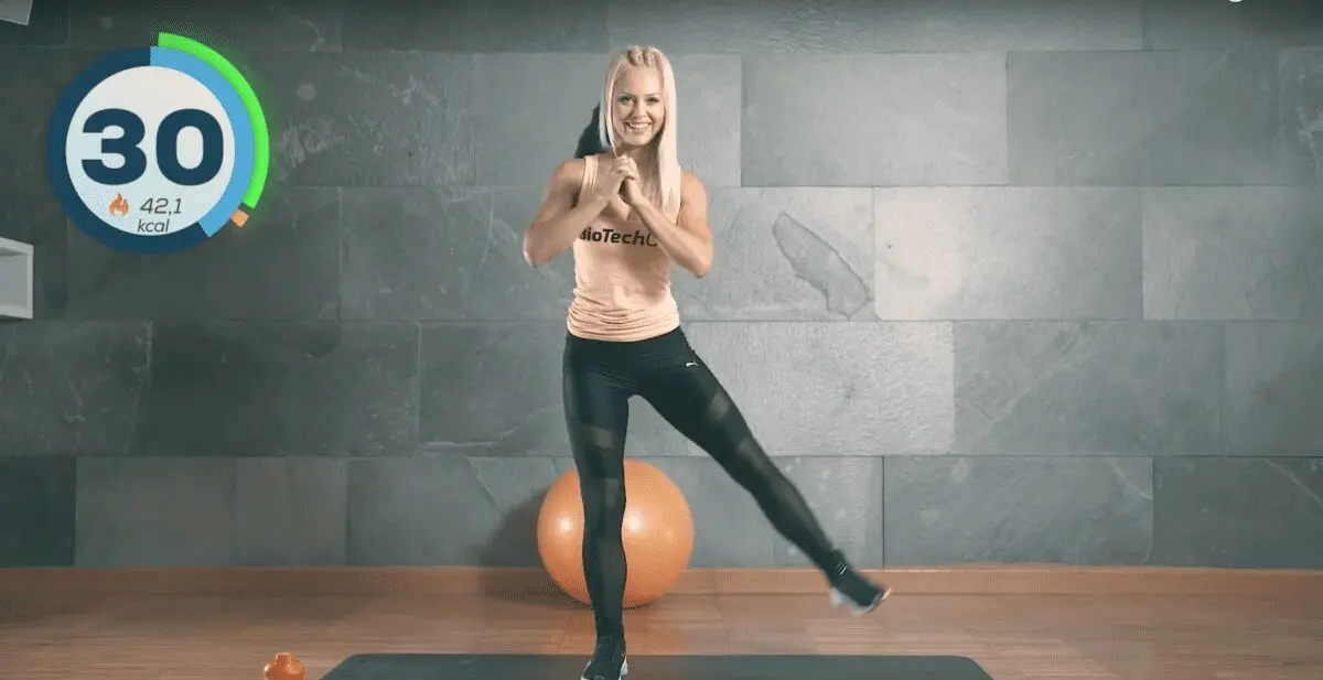 Otthoni edzés videó Kiss Virággal