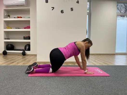 Tünet: Hátfájás Tünet: Hátfájás