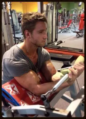 Schönekker László edzés közben 