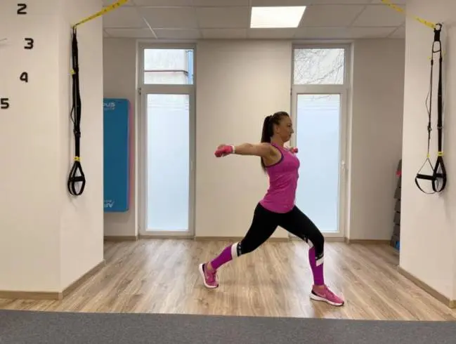 Melyek azok a gyakorlatok, amelyeket egy egészséges kismama biztonságosan végezhet a terhesség kellemetlen tüneteinek enyhítésére? Melyek azok a gyakorlatok, amelyeket egy egészséges kismama biztonságosan végezhet a terhesség kellemetlen tüneteinek enyhítésére?