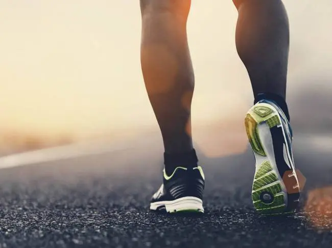 Power walking: sétáld le a plusz kilókat Power walking: sétáld le a plusz kilókat