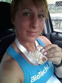 Nagy Dóri futóversenyen kapott éremmel