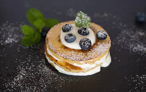 Fitnesz ételek: Túrós-gyümölcsös palacsinta Fitnesz ételek: Túrós-gyümölcsös palacsinta