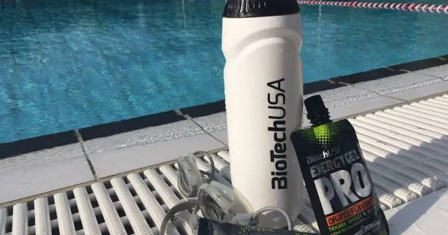 Állóképességi versenyzők a strandon Állóképességi versenyzők a strandon