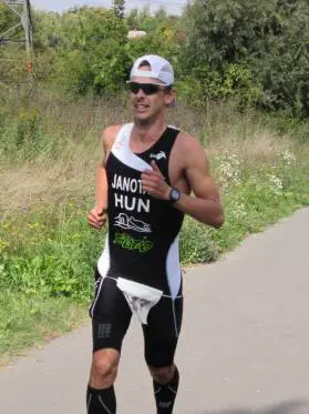 Janota Zoltán futás közben Janota Zoltán futás közben