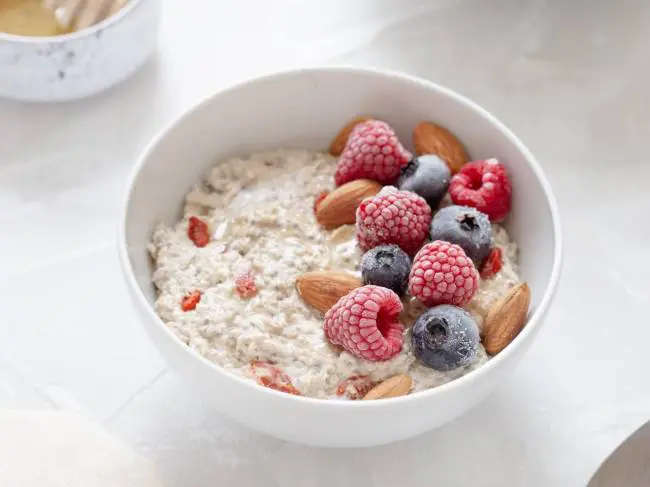 Zabkása bogyós gyümölcsökkel