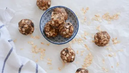 Vegán desszert - energiagolyó datolyával