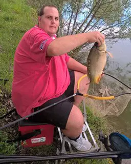 2019_nyar-1676298652_256x320