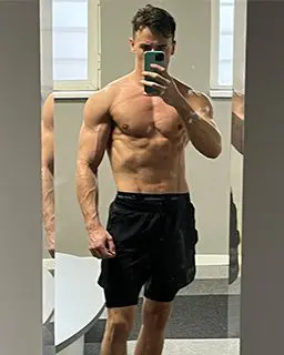 a19e8af0-6d55-4913-9cb8-04ce312cb6b4-1675791216_256x320