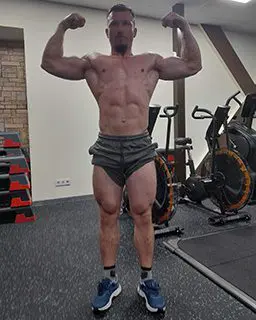 received_517262656883343-1675795367_256x320