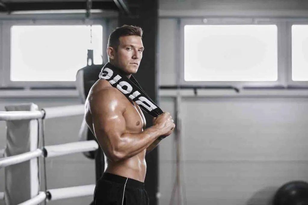 Minta edzésterv heti 3 napos tömegnövelő edzéshez