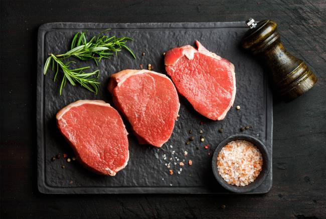 Sovány vörös hús a szénhidrátcsökkentett diétában